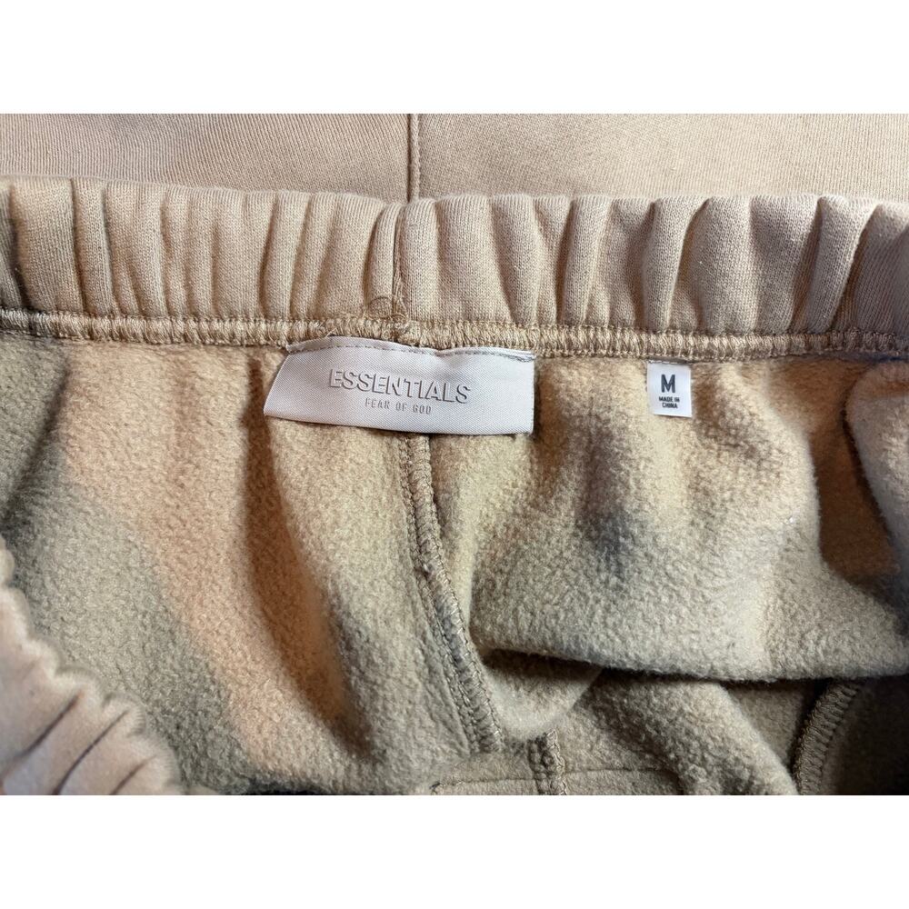 Fear of God ESSENTIALS Fleece Sweat Shorts Tan Taupe Logo Men’s Med - Picture 3 of 4